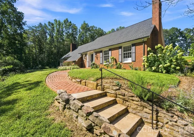 Photo 3 of Single family home for sale at 1732 Paul Payne Store Rd, Taylorsville, NC 28681 | MLS# 4425907 | Listing updated on 2026-09-19