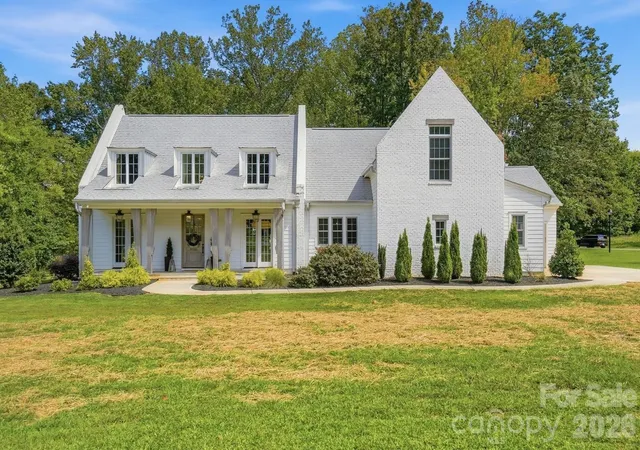 Photo 1 of Single family home for sale at 4055 Honey Tree Ln, Concord, NC 28027 | MLS# 4425920 | Listing updated on 2026-10-10