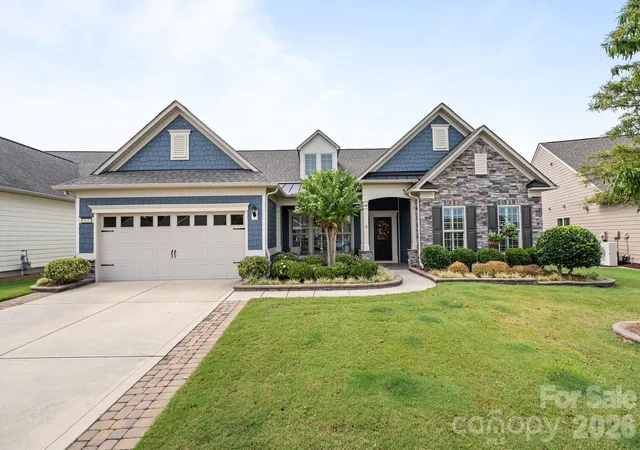 Photo 2 of Single family home for sale at 411 Haven Ave, Fort Mill, SC 29715 | MLS# 4425938 | Listing updated on 2026-09-26