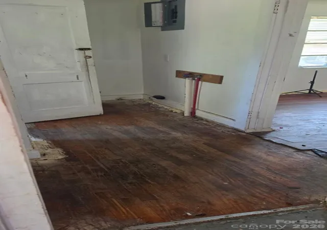 Photo 4 of Single family home for sale at 157 Quaker Rd, Mount Airy, NC 27030 | MLS# 4425944 | Listing updated on 2026-09-21