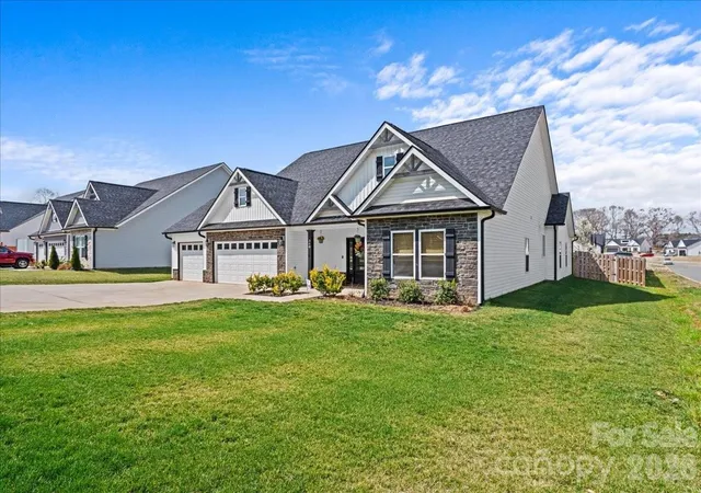 Photo 3 of Single family home for sale at 360 R C Thompson Rd, Chesnee, SC 29323 | MLS# 4425945 | Listing updated on 2026-09-28