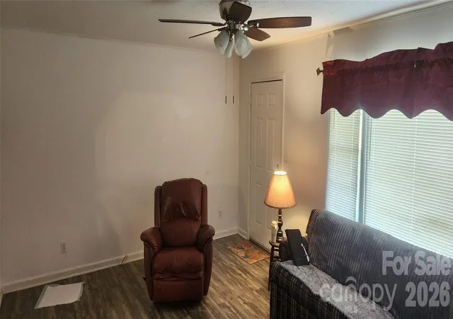 Photo 4 of Single family home for sale at 4405 Grier St, Gastonia, NC 28056 | MLS# 4425947 | Listing updated on 2026-09-19