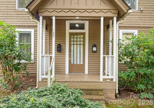 Photo 2 of Single family home for sale at 127 Hillside St, Asheville, NC 28801 | MLS# 4425950 | Listing updated on 2026-09-28