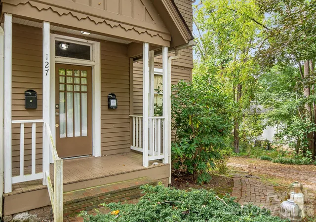 Photo 3 of Single family home for sale at 127 Hillside St, Asheville, NC 28801 | MLS# 4425950 | Listing updated on 2026-09-28