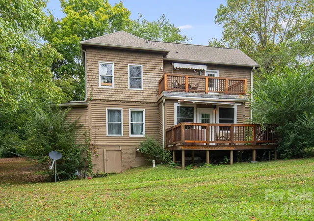 Photo 4 of Single family home for sale at 127 Hillside St, Asheville, NC 28801 | MLS# 4425950 | Listing updated on 2026-09-28
