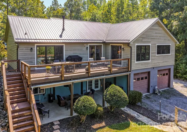 Photo 3 of Single family home for sale at 255 Cross Ridge Dr, Rutherfordton, NC 28139 | MLS# 4425951 | Listing updated on 2026-09-20