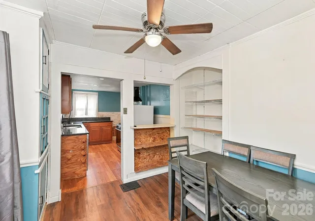 Photo 4 of Single family home for sale at 194 Logan Ave, Asheville, NC 28806 | MLS# 4425971 | Listing updated on 2026-10-03