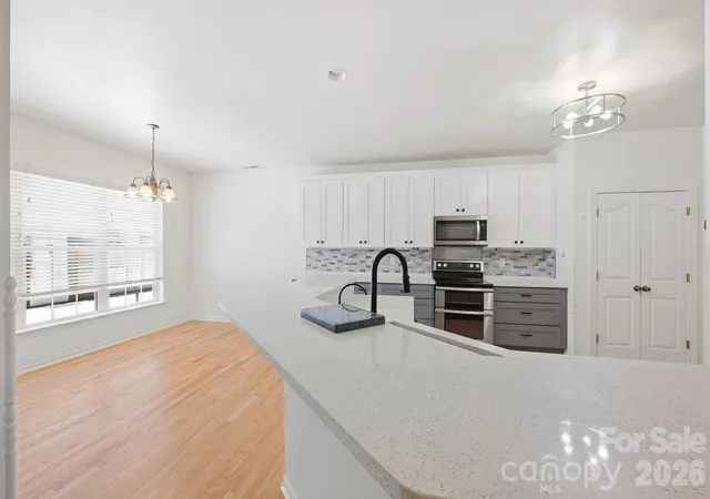 Photo 4 of Single family home for sale at 4353 Pine Harbor Dr, Denver, NC 28037 | MLS# 4425985 | Listing updated on 2026-10-03