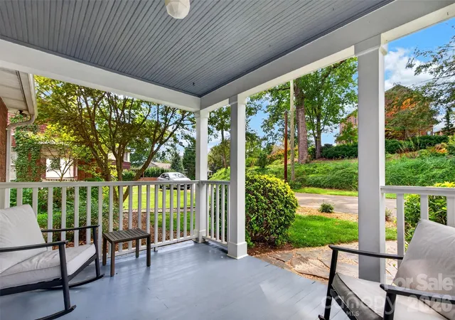 Photo 3 of Single family home for sale at 70 Saint Dunstans Cir, Asheville, NC 28803 | MLS# 4425987 | Listing updated on 2026-09-18