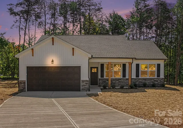 Single family home for sale at 1538 34th Avenue Ln NE, Hickory, NC 28601 | MLS# 4425993
