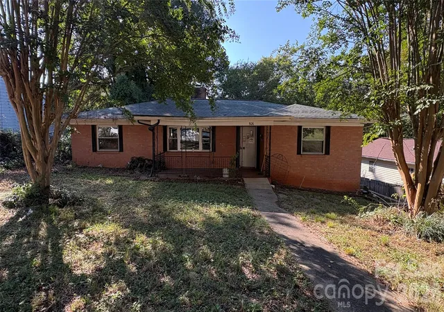 Photo 1 of Single family home for sale at 506 Whisnant St, Shelby, NC 28150 | MLS# 4425994 | Listing updated on 2026-09-23
