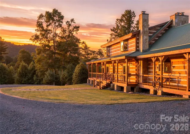 Photo 1 of Single family home for sale at 237 Murdock Rd, Bakersville, NC 28705 | MLS# 4425998 | Listing updated on 2026-10-01