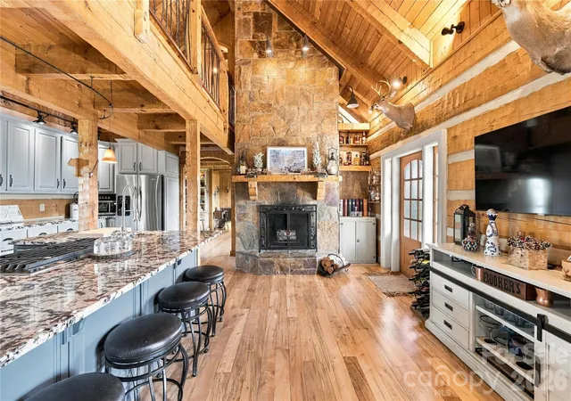Photo 4 of Single family home for sale at 237 Murdock Rd, Bakersville, NC 28705 | MLS# 4425998 | Listing updated on 2026-10-01