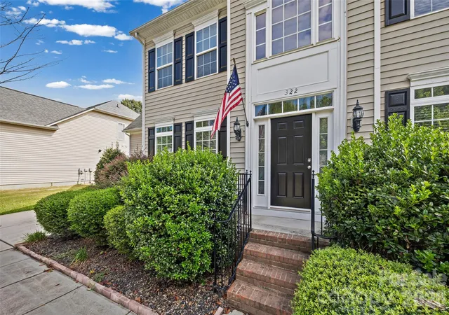 Photo 2 of Single family home for sale at 322 Lorraine Rd, Fort Mill, SC 29708 | MLS# 4426003 | Listing updated on 2026-10-06