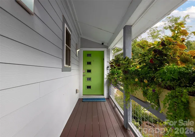 Photo 3 of Single family home for sale at 10 Birdhouse Row, Asheville, NC 28801 | MLS# 4426008 | Listing updated on 2026-10-03