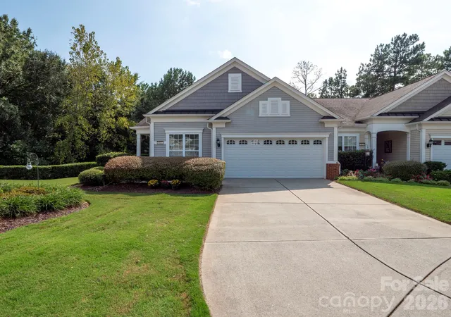 Photo 1 of Townhouse for sale at 911 Lily Magnolia Ct, Fort Mill, SC 29707 | MLS# 4426015 | Listing updated on 2026-09-28