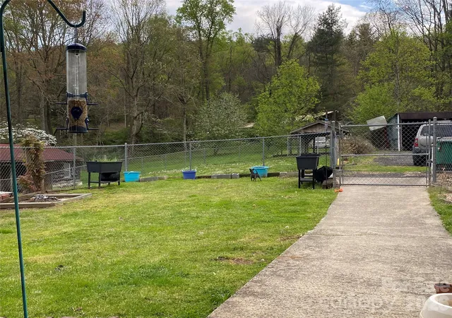 Photo 3 of Single family home for sale at 48 Mckinnish Cvs Dr, Asheville, NC 28806 | MLS# 4426024 | Listing updated on 2026-10-05