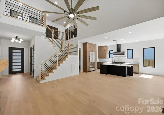 Photo 3 of Single family home for sale at 1433 N Sharon Amity Rd, Charlotte, NC 28211 | MLS# 4426029 | Listing updated on 2026-10-07