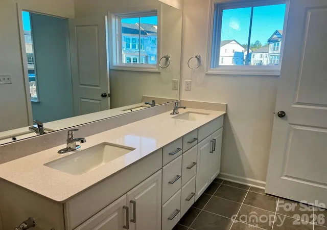 Photo 3 of Townhouse for sale at 2025 Hawksworth Ln, Charlotte, NC 28262 | MLS# 4426032 | Listing updated on 2026-10-29