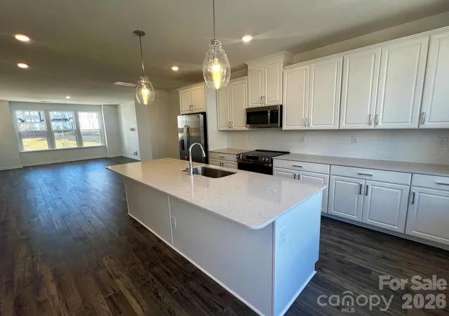 Townhouse for sale at 2021 Hawksworth Ln, Charlotte, NC 28262 | MLS# 4426060