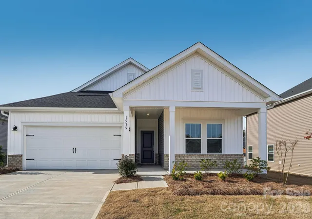 Photo 1 of Single family home for sale at 316 Pantego Pl, Salisbury, NC 28144 | MLS# 4426064 | Listing updated on 2026-09-18