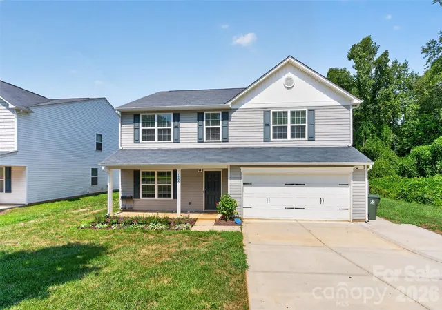 Photo 1 of Single family home for sale at 1200 Catawba Run, Lowell, NC 28098 | MLS# 4426073 | Listing updated on 2026-09-18