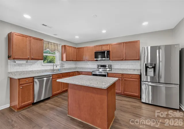 Photo 3 of Single family home for sale at 1200 Catawba Run, Lowell, NC 28098 | MLS# 4426073 | Listing updated on 2026-09-18