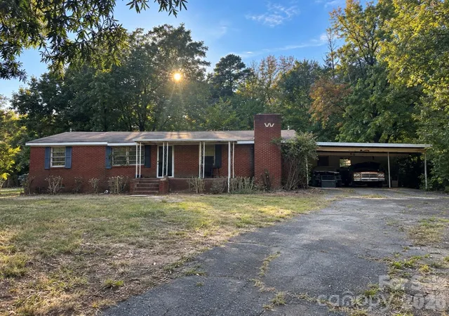 Single family home for sale at 1929 Grace Ln, Charlotte, NC 28262 | MLS# 4426080