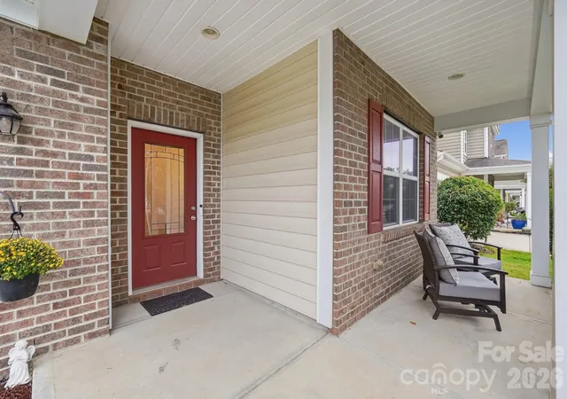 Photo 2 of Single family home for sale at 2669 Southern Tr Dr, Waxhaw, NC 28173 | MLS# 4426085 | Listing updated on 2026-09-30
