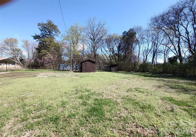 Photo 3 of Single family home for sale at 175 Leonard Rd, Salisbury, NC 28146 | MLS# 4426095 | Listing updated on 2026-09-21