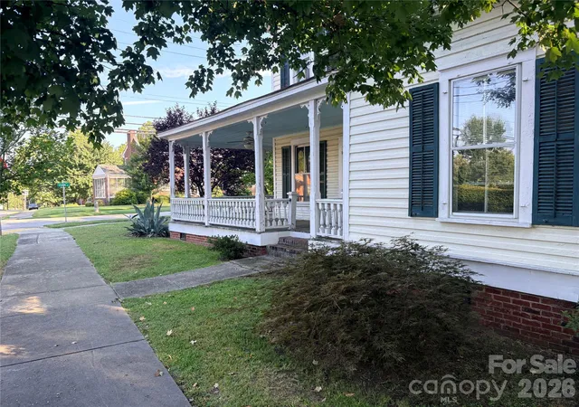 Photo 2 of Single family home for sale at 123 York St, Chester, SC 29706 | MLS# 4426101 | Listing updated on 2026-09-19