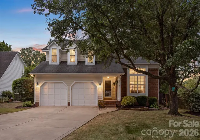 Single family home for sale at 6818 Millingden Ct, Charlotte, NC 28277 | MLS# 4426107