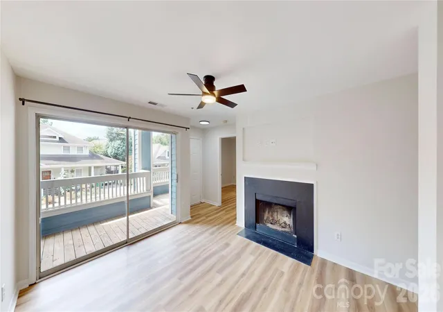 Photo 2 of Condo for sale at 525 Olmsted Park Pl #M, Charlotte, NC 28203 | MLS# 4426126 | Listing updated on 2026-09-22