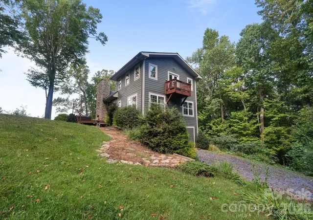 Photo 3 of Single family home for sale at 558 Perri Crk Way, Warrensville, NC 28693 | MLS# 4426128 | Listing updated on 2026-09-23
