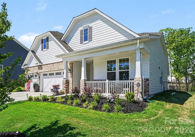 Photo 3 of Single family home for sale at 8027 Longwaters Ct #50, York, SC 29745 | MLS# 4426129 | Listing updated on 2026-09-23