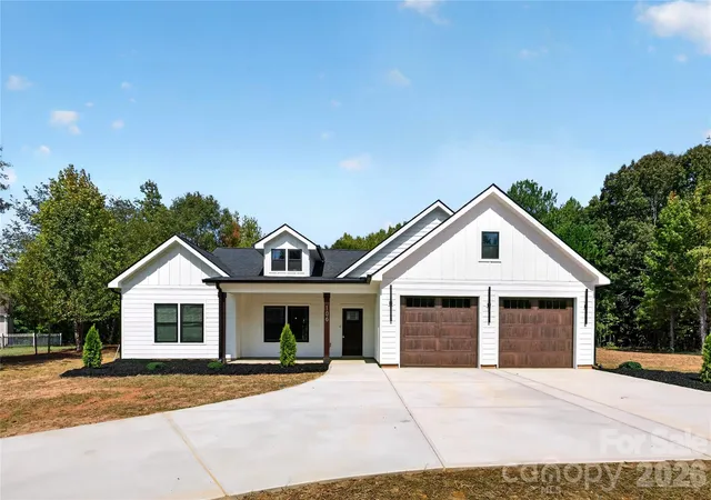 Single family home for sale at 106 Blackley Cir, Shelby, NC 28152 | MLS# 4426132 | Listing updated on 2026-09-19