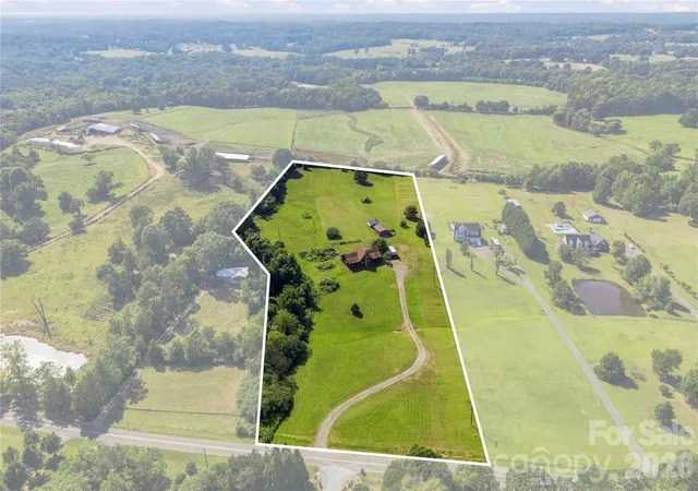Photo 3 of Single family home for sale at 8315 Harvell Rd, Stanfield, NC 28163 | MLS# 4426135 | Listing updated on 2026-10-04