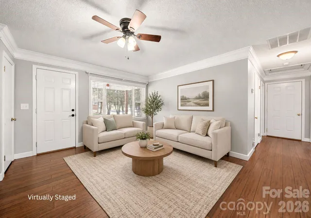 Photo 4 of Single family home for sale at 109 Woodside Ave, Gastonia, NC 28054 | MLS# 4426139 | Listing updated on 2026-09-27