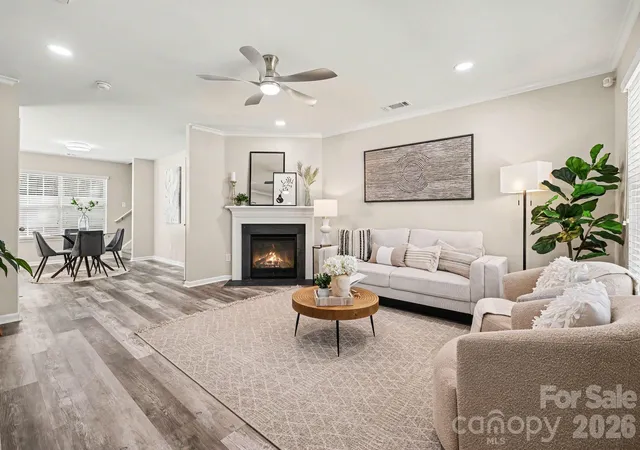 Photo 3 of Single family home for sale at 6826 Broad Valley Ct, Charlotte, NC 28216 | MLS# 4426143 | Listing updated on 2026-10-30
