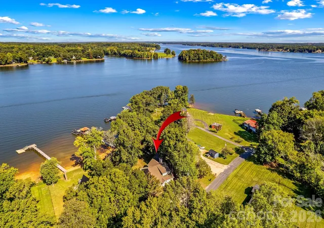 Photo 4 of Single family home for sale at 340 Sportsman Dr, Salisbury, NC 28146 | MLS# 4426150 | Listing updated on 2026-09-21