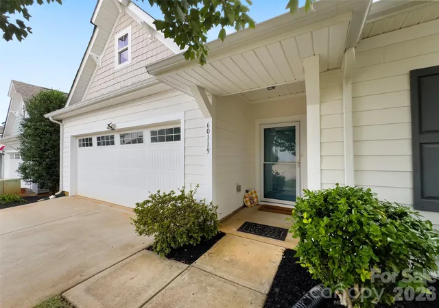 Townhouse for sale at 60119 Blue Bird Ln #667, Lancaster, SC 29720 | MLS# 4426158