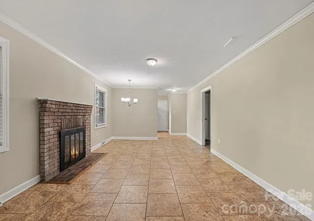 Photo 4 of Single family home for sale at 1204 Fulton Dr, Statesville, NC 28677 | MLS# 4426164 | Listing updated on 2026-09-23