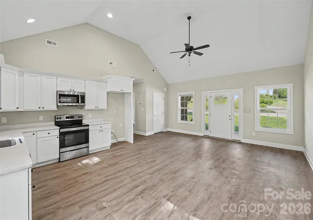 Photo 2 of Single family home for sale at 161 Ole Eastpointe Dr, York, SC 29745 | MLS# 4426181 | Listing updated on 2026-10-20