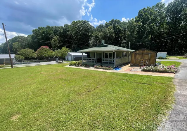 Photo 2 of Single family home for sale at 7304 S Little Egypt Rd, Stanley, NC 28164 | MLS# 4426184 | Listing updated on 2026-10-07