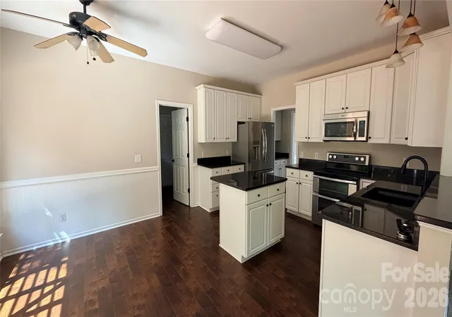 Photo 1 of Single family home for sale at 7744 Epping Forest Dr, Huntersville, NC 28078 | MLS# 4426201 | Listing updated on 2026-10-01