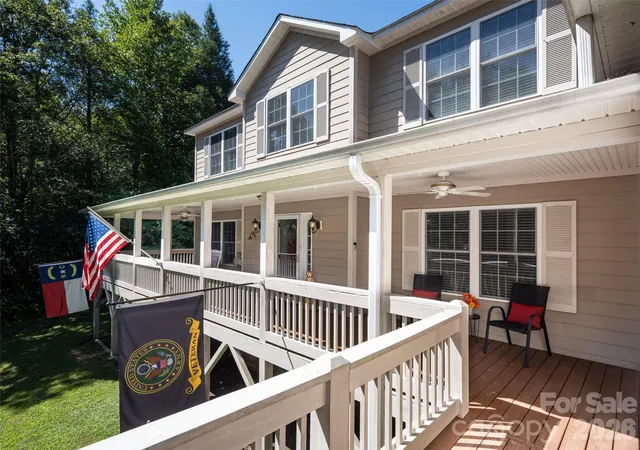 Photo 2 of Single family home for sale at 273 Cross Crk Dr, Marion, NC 28752 | MLS# 4426202 | Listing updated on 2026-10-18