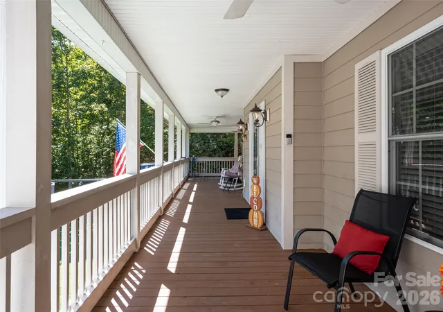 Photo 3 of Single family home for sale at 273 Cross Crk Dr, Marion, NC 28752 | MLS# 4426202 | Listing updated on 2026-10-18