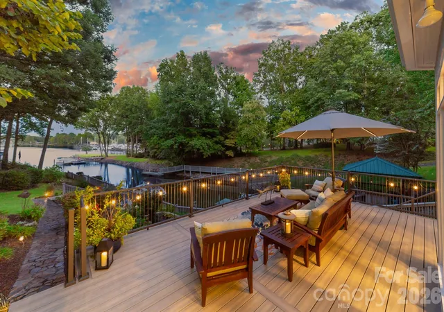 Photo 1 of Sale Pending at 20019 Chapel Point Ln, Cornelius, NC 28031 | MLS# 4426213 | Listing updated on 2026-10-06