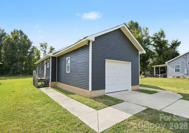 Photo 3 of Single family home for sale at 250 Booker Washington St, Rock Hill, SC 29730 | MLS# 4426216 | Listing updated on 2026-10-09