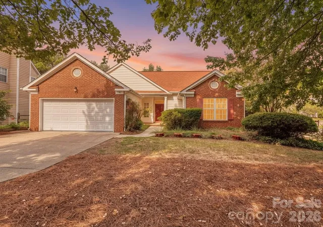 Single family home for sale at 11320 Hunters Landing Dr, Charlotte, NC 28273 | MLS# 4426224